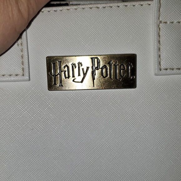 A Harry Potty Hogwarts Express Train Purse Crossbody Bag Collectible As-Is - Picture 6 of 10